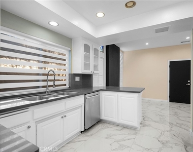 13945 Breger Avenue - Photo Thumbnail 13