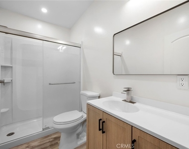 309 Sinclair - Photo Thumbnail 14