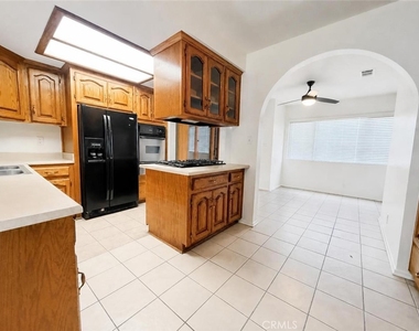14624 Hutchcroft - Photo Thumbnail 8