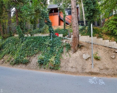 23747 Bowl - Photo Thumbnail 2