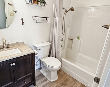 12426 Lilac Court - Photo Thumbnail 13