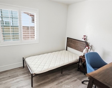 12426 Lilac Court - Photo Thumbnail 8