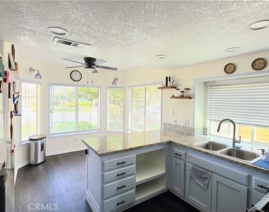 16500 Running Deer Road - Photo Thumbnail 5