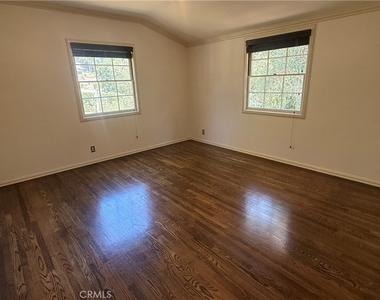 1166 Mill - Photo Thumbnail 15