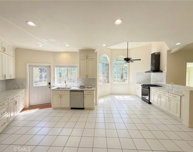 39850 Kapalua Way - Photo Thumbnail 4