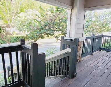 1102 Brooks Range Lndg - Photo Thumbnail 2