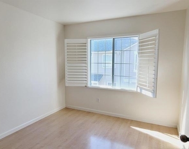 1102 Brooks Range Lndg - Photo Thumbnail 24