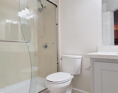 1102 Brooks Range Lndg - Photo Thumbnail 28