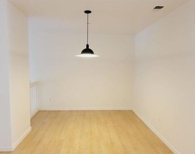 1102 Brooks Range Lndg - Photo Thumbnail 8