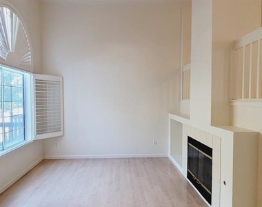 1102 Brooks Range Lndg - Photo Thumbnail 4