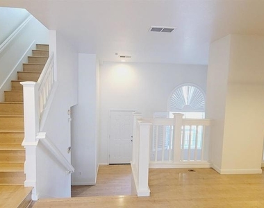 1102 Brooks Range Lndg - Photo Thumbnail 14