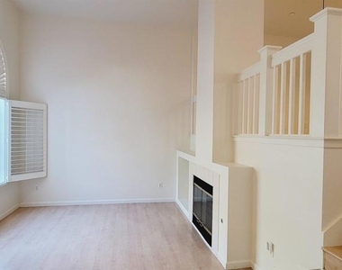 1102 Brooks Range Lndg - Photo Thumbnail 5