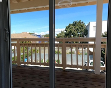 722 Foothill Blvd - Photo Thumbnail 9