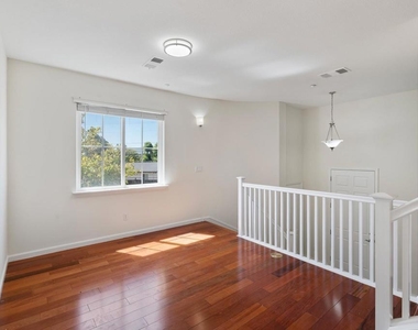 7981 Bellina St - Photo Thumbnail 7