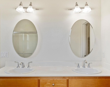 7981 Bellina St - Photo Thumbnail 20
