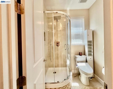 1429 S Wilshire Ave - Photo Thumbnail 31
