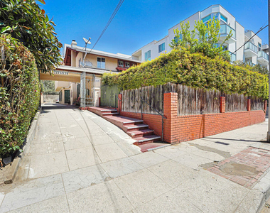 7139 Hawthorn Avenue - Photo Thumbnail 1