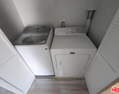 1844 Thayer Avenue - Photo Thumbnail 17
