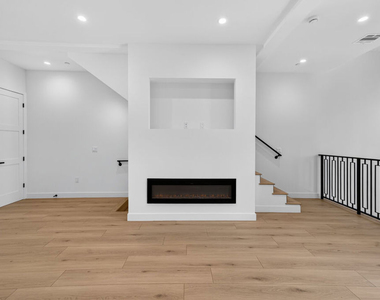 2420 N Council Street - Photo Thumbnail 4