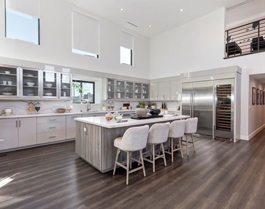 1839 Pandora Avenue - Photo Thumbnail 14