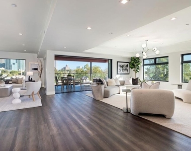 1839 Pandora Avenue - Photo Thumbnail 2