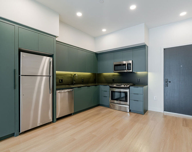 10601 Washington Boulevard - Photo Thumbnail 1
