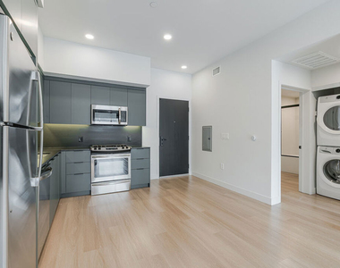 10601 Washington Boulevard - Photo Thumbnail 3