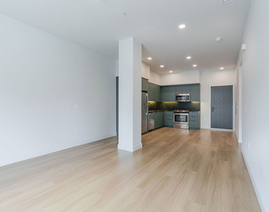 10601 Washington Boulevard - Photo Thumbnail 6