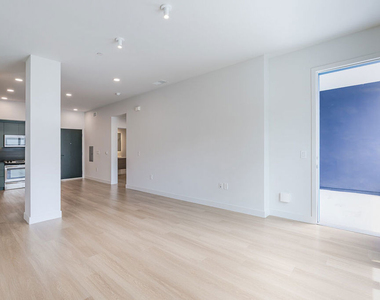 10601 Washington Boulevard - Photo Thumbnail 5