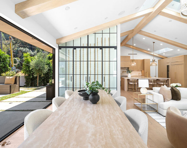 1914 Laurel Canyon Blvd - Photo Thumbnail 1