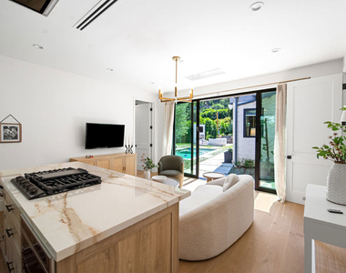1914 Laurel Canyon Blvd - Photo Thumbnail 42