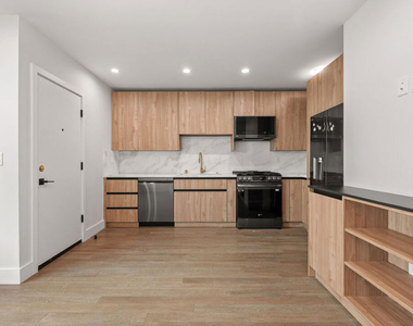 1444 S Crescent Heights Boulevard - Photo Thumbnail 2