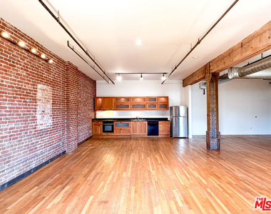215 S Santa Fe Avenue - Photo Thumbnail 3
