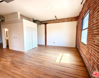215 S Santa Fe Avenue - Photo Thumbnail 9
