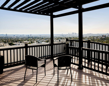 7250 Franklin Avenue - Photo Thumbnail 29