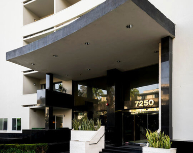 7250 Franklin Avenue - Photo Thumbnail 22