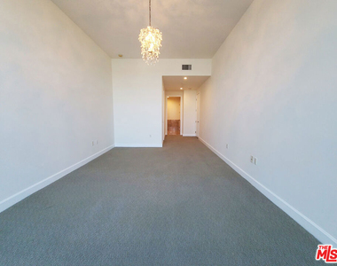 3223 W 6th Street - Photo Thumbnail 9