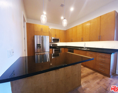 3223 W 6th Street - Photo Thumbnail 3