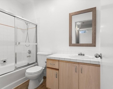 5350 White Oak Avenue - Photo Thumbnail 10