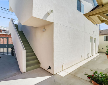 1780 Midvale Avenue - Photo Thumbnail 2