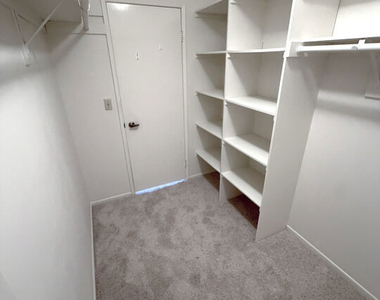 501 Palisades Drive - Photo Thumbnail 13
