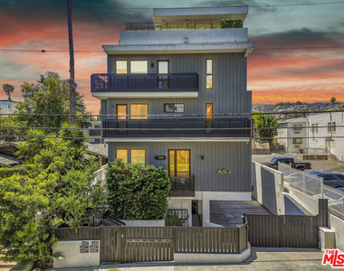1447 N Martel Avenue - Photo Thumbnail 15