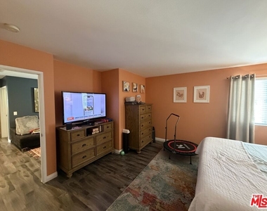12452 Sonoma Drive - Photo Thumbnail 19