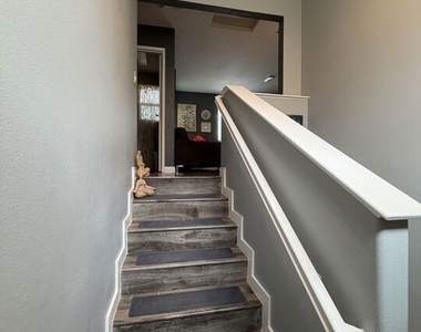 12452 Sonoma Drive - Photo Thumbnail 13