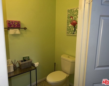 12452 Sonoma Drive - Photo Thumbnail 9