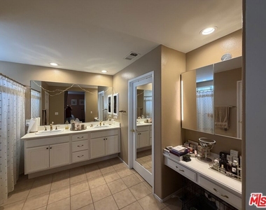 12452 Sonoma Drive - Photo Thumbnail 22
