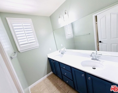 25506 Burns Place - Photo Thumbnail 11