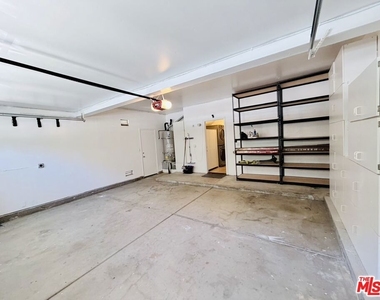 25506 Burns Place - Photo Thumbnail 24