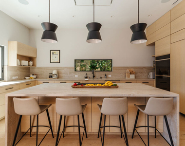 819 N Ogden Drive - Photo Thumbnail 10