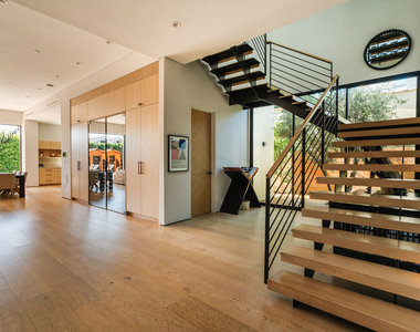 819 N Ogden Drive - Photo Thumbnail 3
